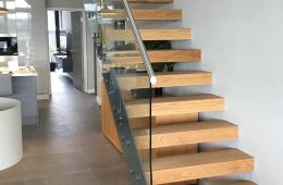 Straight and Cantilevered staircase